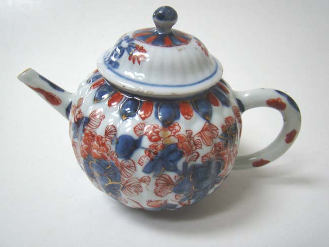 A charming 'Melon' form Antique Chinese Imari Teapot circa 1720